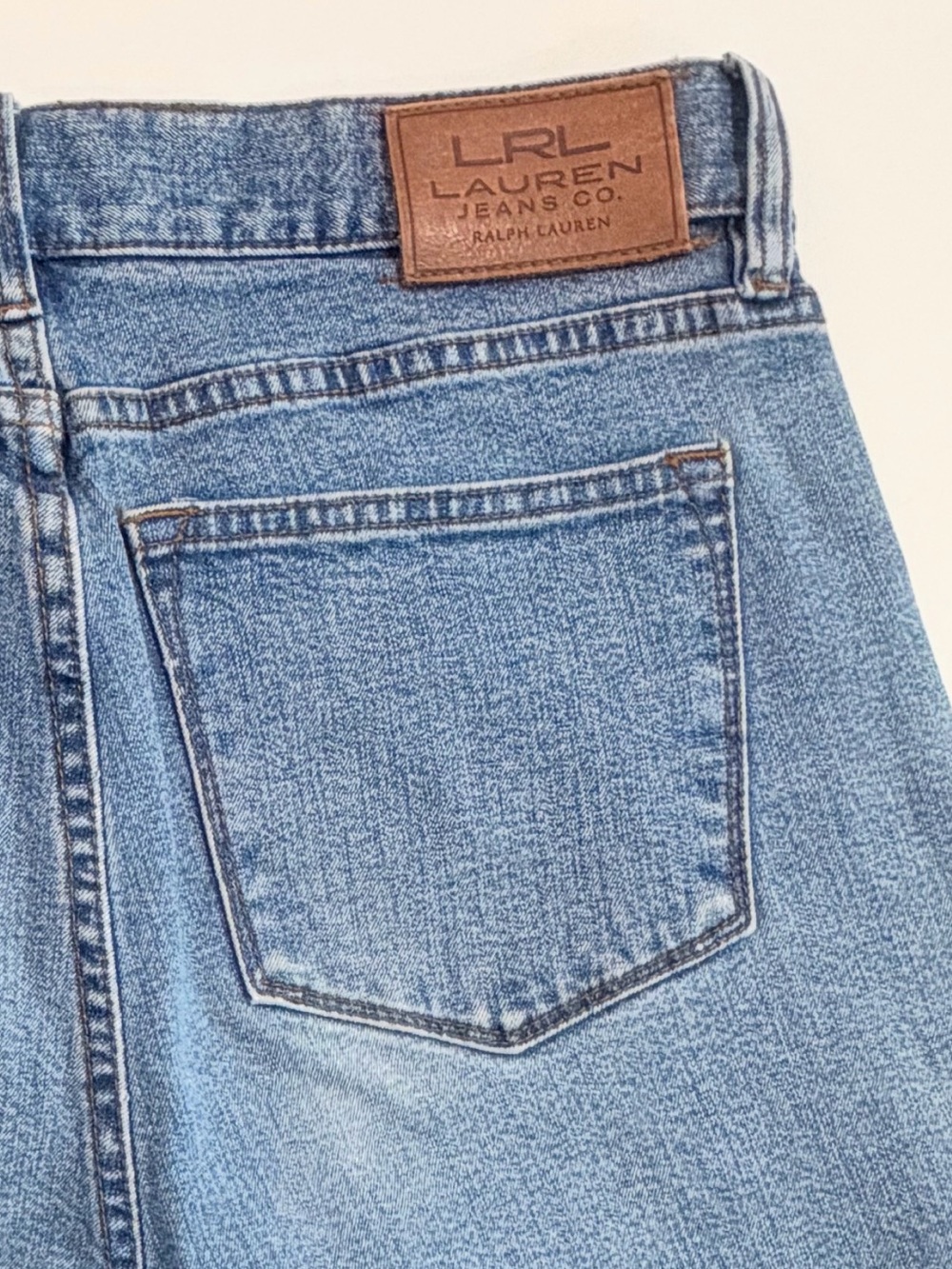 RLauren Jeans Co. Petite Bootcut Jeans Size 4P Light Wash 29” Inseam